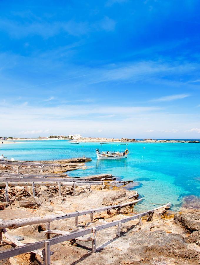 Mar Suites Formentera By Universal Beach Hotels Es Pujols Extérieur photo