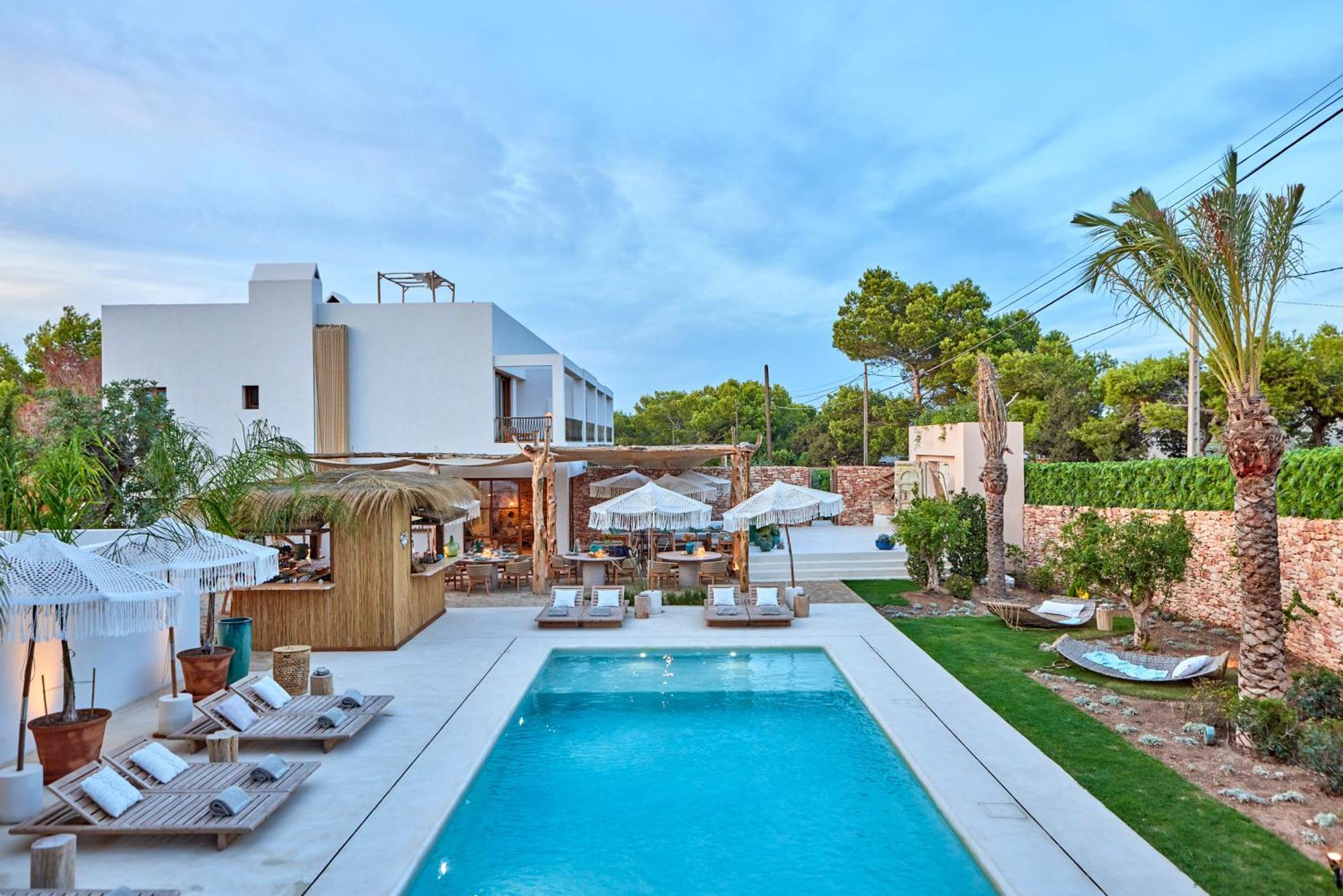 Mar Suites Formentera By Universal Beach Hotels Es Pujols Extérieur photo