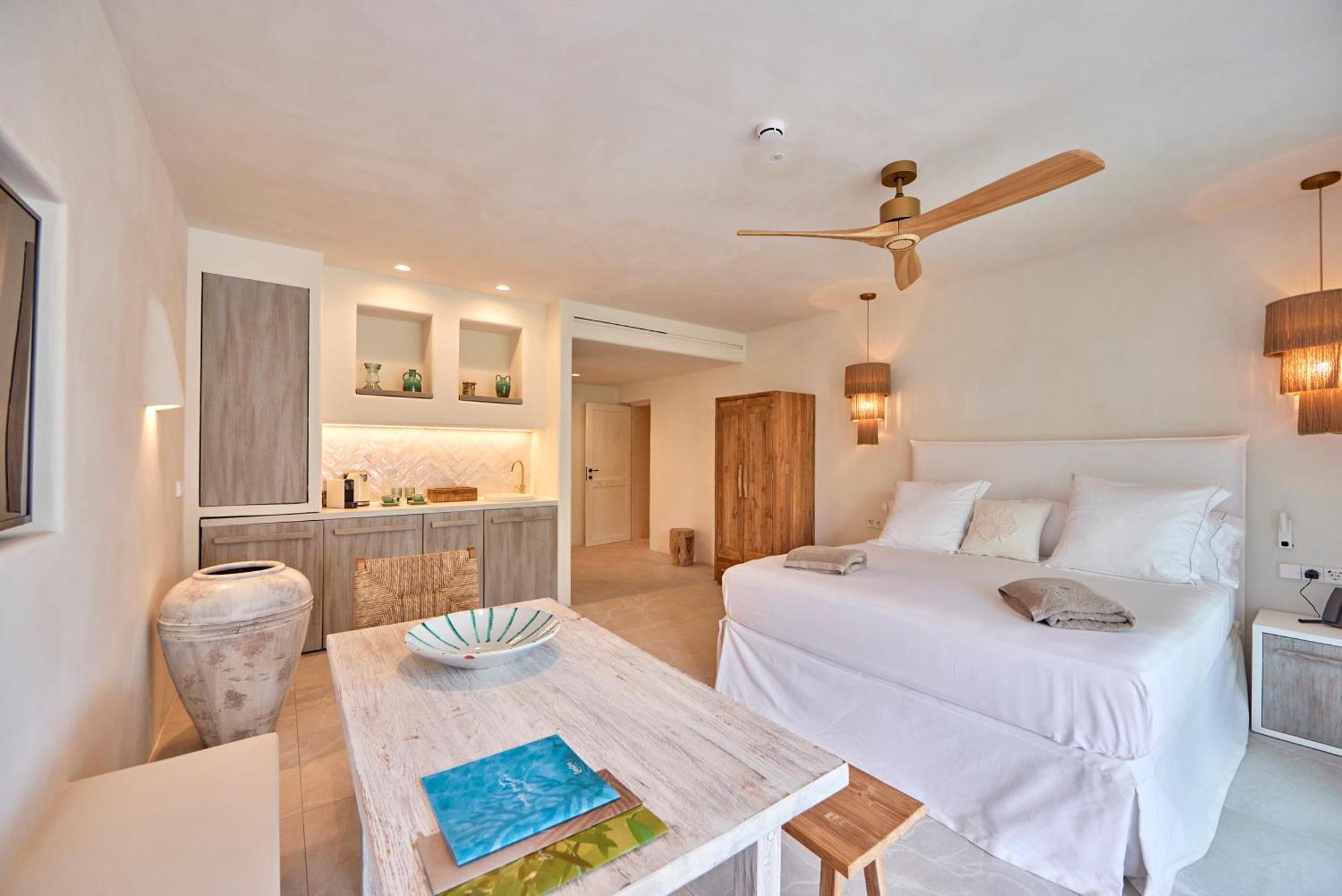 Mar Suites Formentera By Universal Beach Hotels Es Pujols Extérieur photo