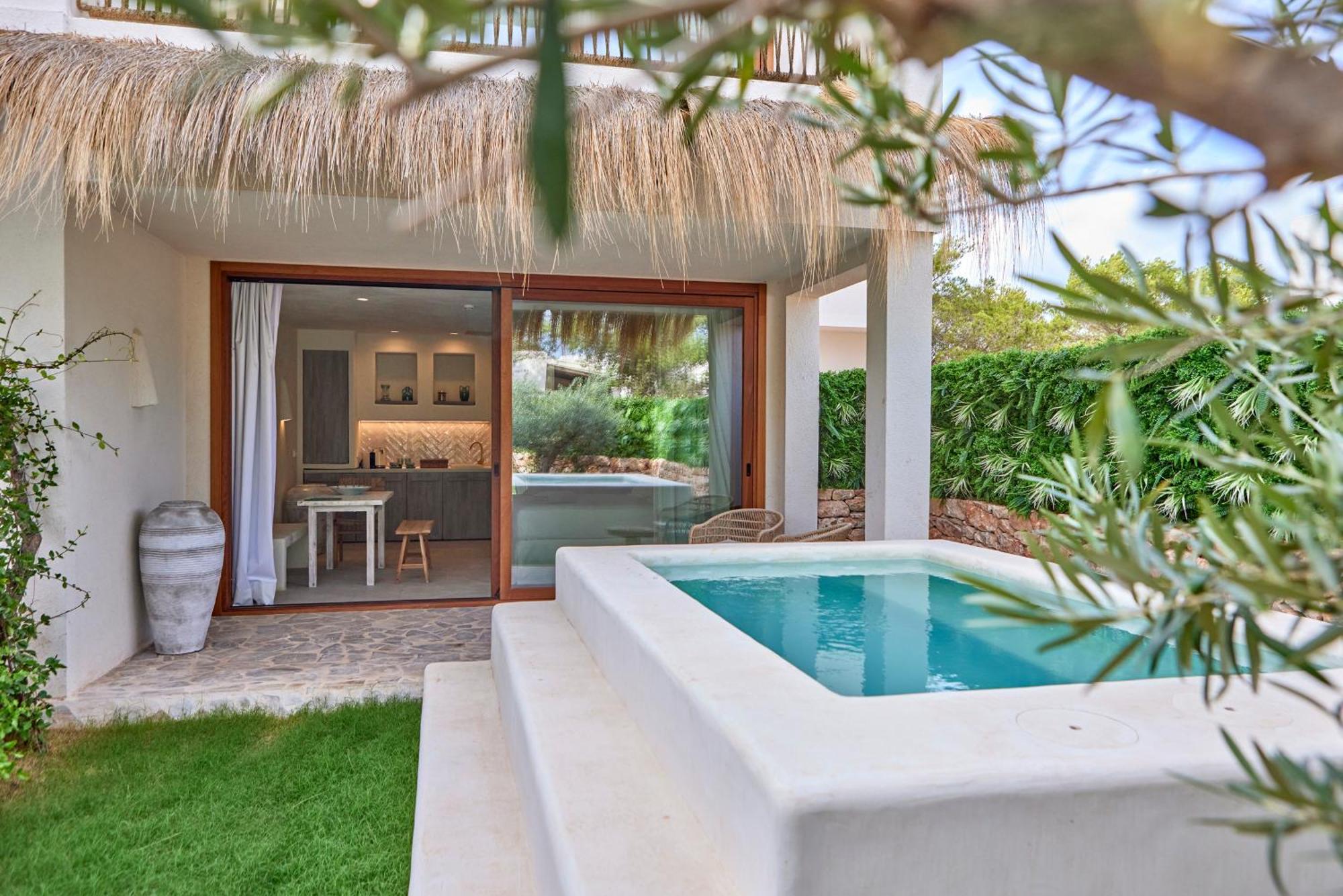 Mar Suites Formentera By Universal Beach Hotels Es Pujols Extérieur photo